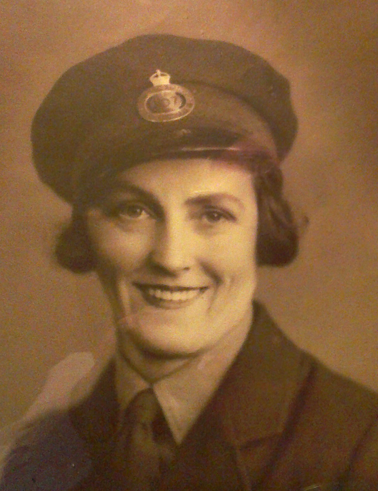 Photo of photos/Margaret C McLennan b1903 portrait